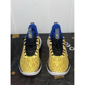 New Men’s Sz 11 Under Armour Curry Flow 10 Bang Bang GoldenState Colorway.
